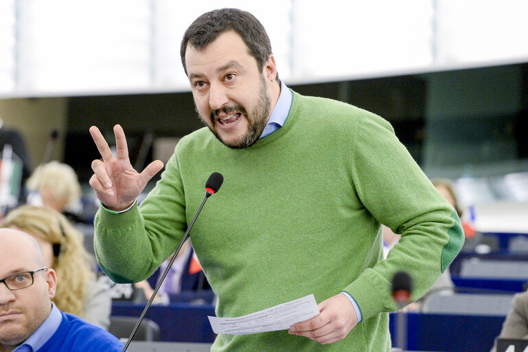 Photo 21: Plenary session week 10 2016 in Strasbourg  Address by the UNHCR