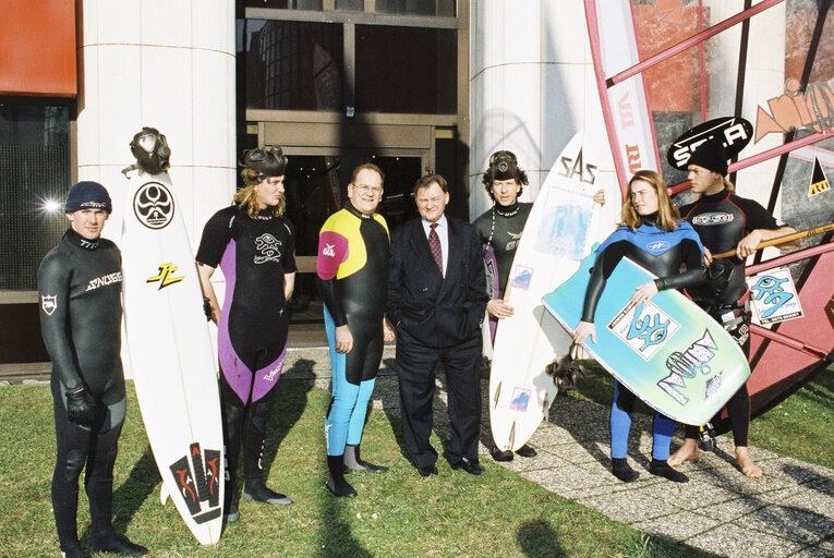 Fotó 15: British MEPs support the Surfers against Sewage (SAS) movement