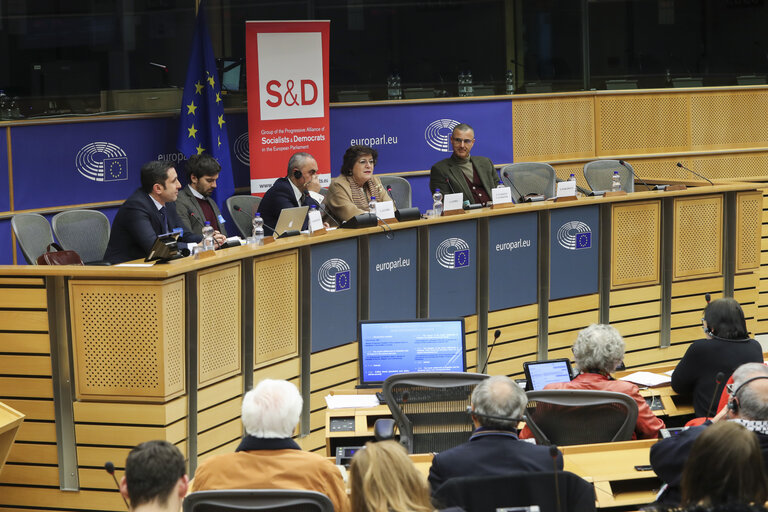 Photo 6: Conference on ' The Israeli Settlements in Palestine and the European Union '