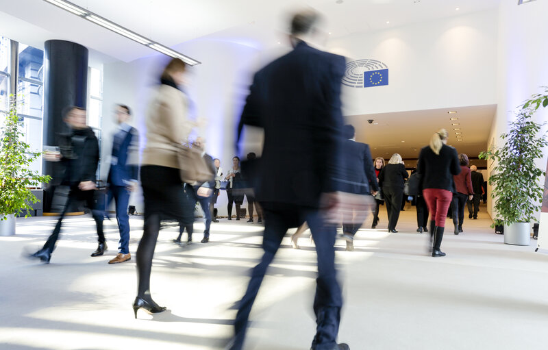 Photo 2 : Stockshot of the European Parliament in Brussels