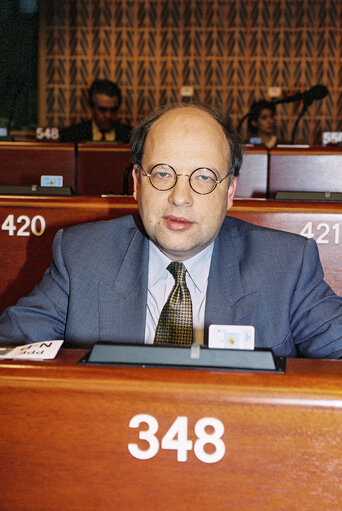 Fotografia 2: Portrait of MEP Bartho PRONK during the plenary session at the EP in Strasbourg