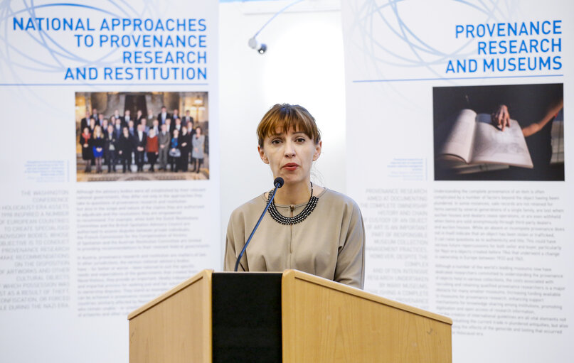 Fotografie 8: Exhibition ' Importance of provenance research to cultural heritage protection '