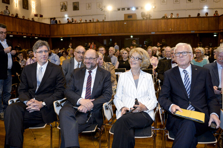 Fotografia 14: European Charlemagne Youth Prize 2015. Award ceremony in Aachen