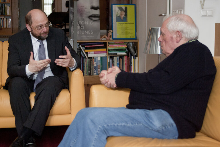 Fotagrafa 19: President of the European Parliament Martin Schulz at meeting with writer Antonio Lobo Antunes