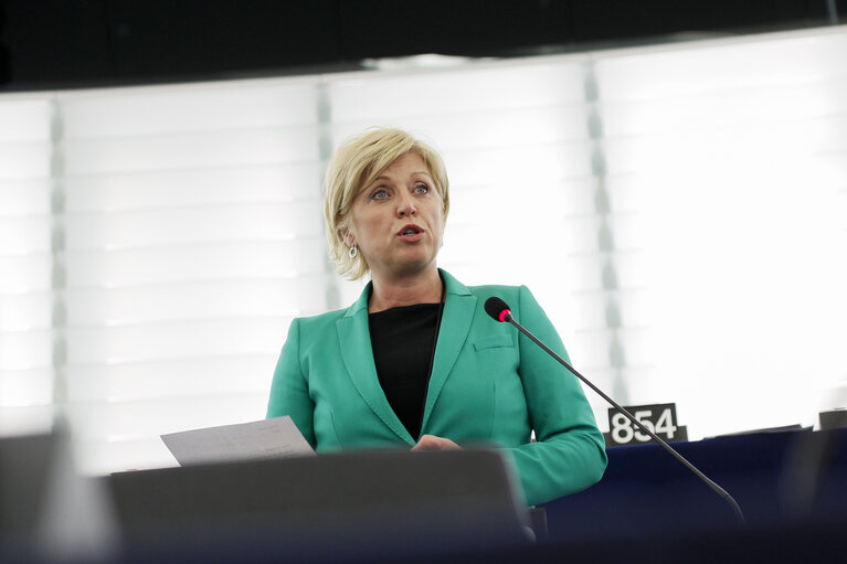 Fotografia 14: Plenary session in Strasbourg - Week 37  2015 - Assessment of the 2012 European Year for active ageing and solidarity between generations