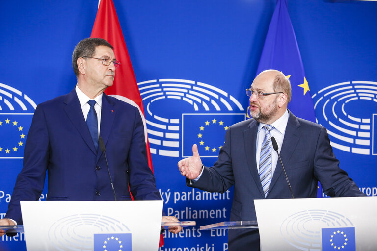 Fotogrāfija 10: Martin SCHULZ - EP President meets with Habib ESSID, Prime Minister of Tunisia