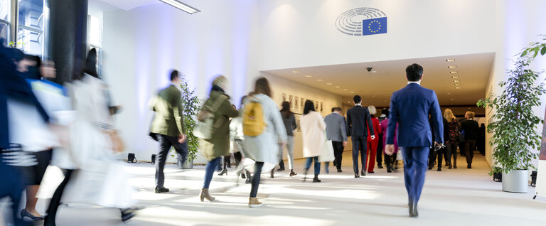 Photo 4 : Stockshot of the European Parliament in Brussels