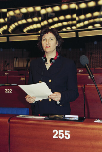 Arlene McCARTHY in plenary session in Strasbourg, april 1994.