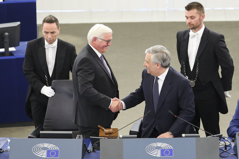 Fotografie 24: Official visit of the President of the Federal Republic of Germany. Plenary session Week 14 2017 in Strasbourg