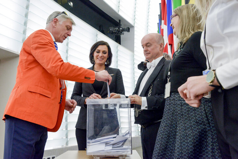 Photo 3: Plenary session Week 3 2017 in Strasbourg - Election of the Vice-Presidents of Parliament