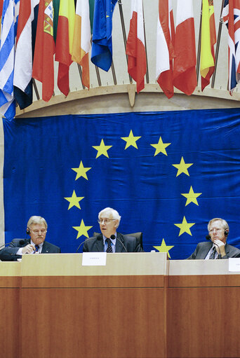 Foto 16: Committee on Regional Policy, Transport and Tourism - Election of Paolo COSTA as President of the Committee