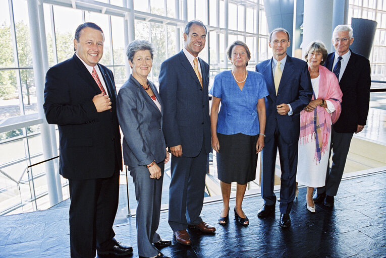 Foto 17: Group picture of the Austrian MEPs of the EPP group