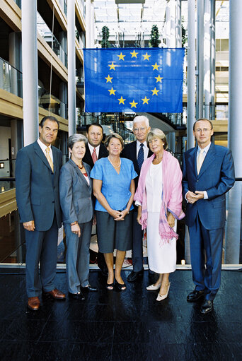 Foto 15: Group picture of the Austrian MEPs of the EPP group