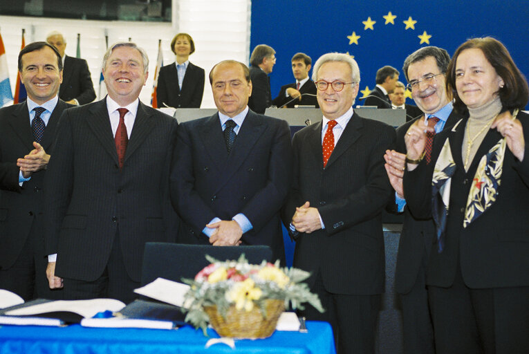 Fotografija 3: Signature of the Interinstitutional Agreement on better Law-Making at the European Parliament in Strasbourg