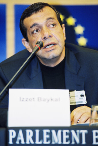 Fotografie 5: Press conference in Strasbourg on the Kurdish Issue