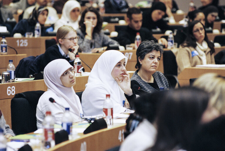 Foto 4: Conference:  Feminism and Islam