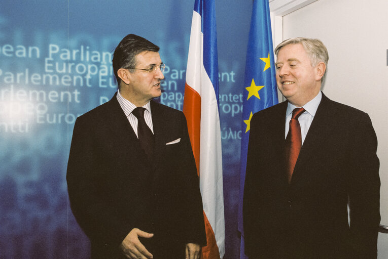 Valokuva 3: Pat COX - EP President meets with Svetozar MAROVIC, President of Serbia and Montenegro