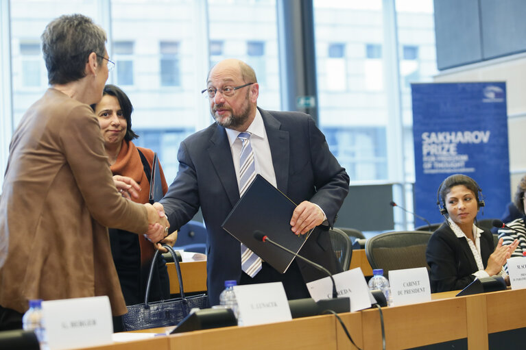 Photo 21 : Sakharov Prize Network Mid-term Conference.   Debate on sectarianism or religious diversity.