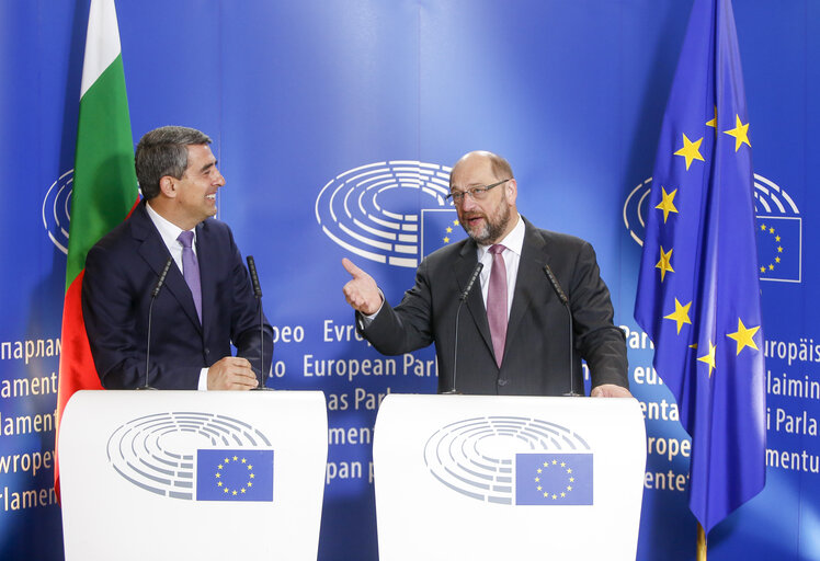 Fotó 3: Official visit of the President of Bulgaria to the European Parliament in Strasbourg - Press point