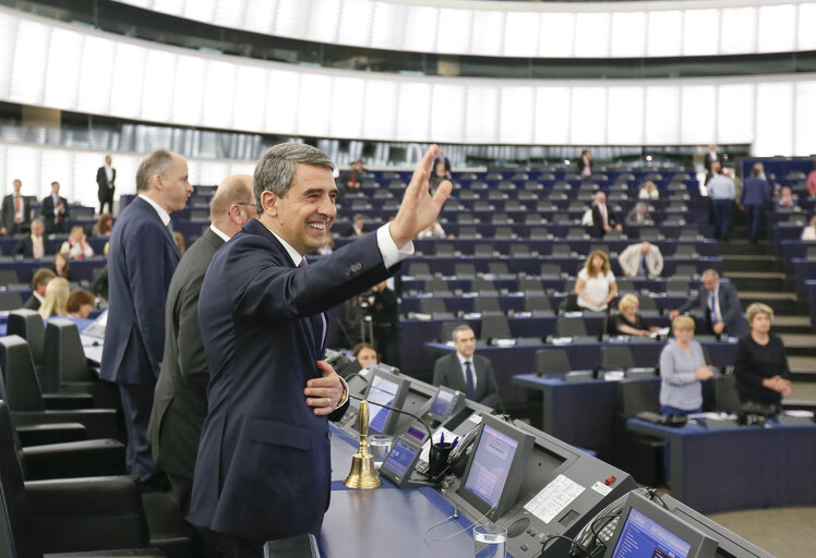 Valokuva 29: Official visit of the President of Bulgaria to the European Parliament in Strasbourg. Formal address to the Plenary