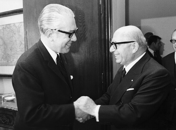 Mario SCELBA with Bundestag's President Kai-Uwe VON HASSEL in Bonn