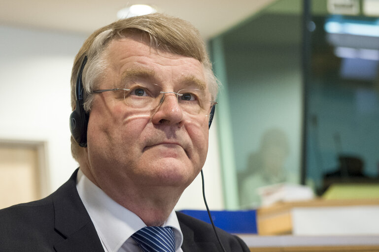 Fotografi 6: Markku MARKKULA, president of the Committee of the Regions.