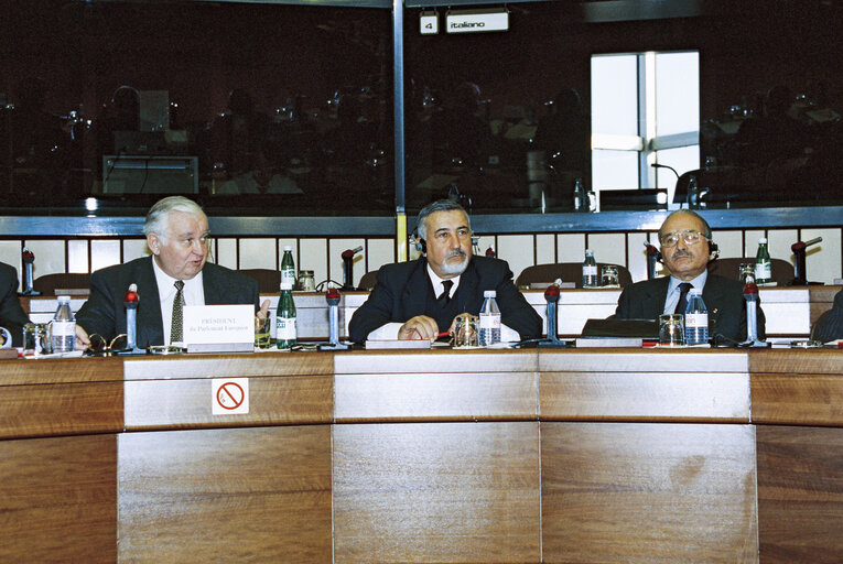 Φωτογραφία 10: EP President takes part in a meeting n Strasbourg