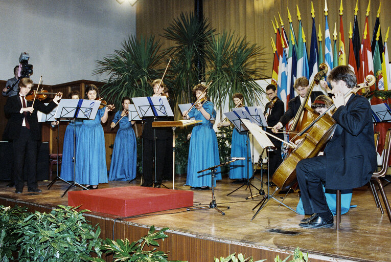 Φωτογραφία 10: Concert in presence of Egon Klespch -EP President and Baroness ELLES