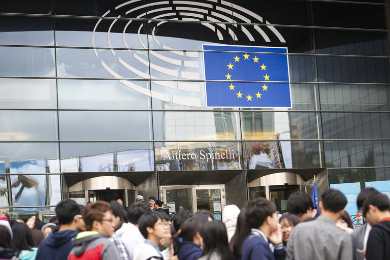 Suriet 27: Open Doors Day on Europe Day 2015