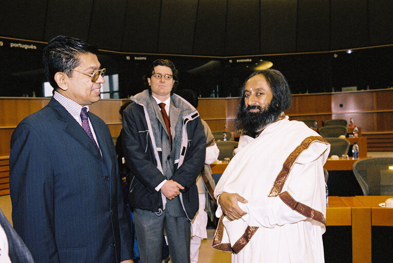 Zdjęcie 3: Meeting with an Indian musicien, Sri Sri Ravi SHANKAR