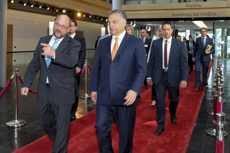 Foto 3: EP President welcomes PM of Hungary