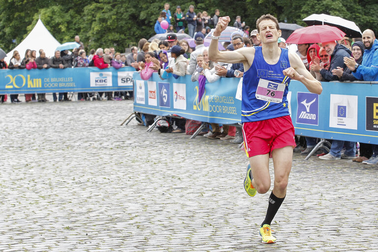 Photo 43 : European institutions staff members in the 20km of Brussels