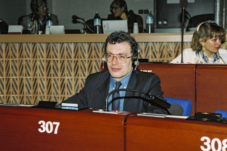 Fotografija 1: MEP Edward NEWMAN at the European Parliament in Strasbourg