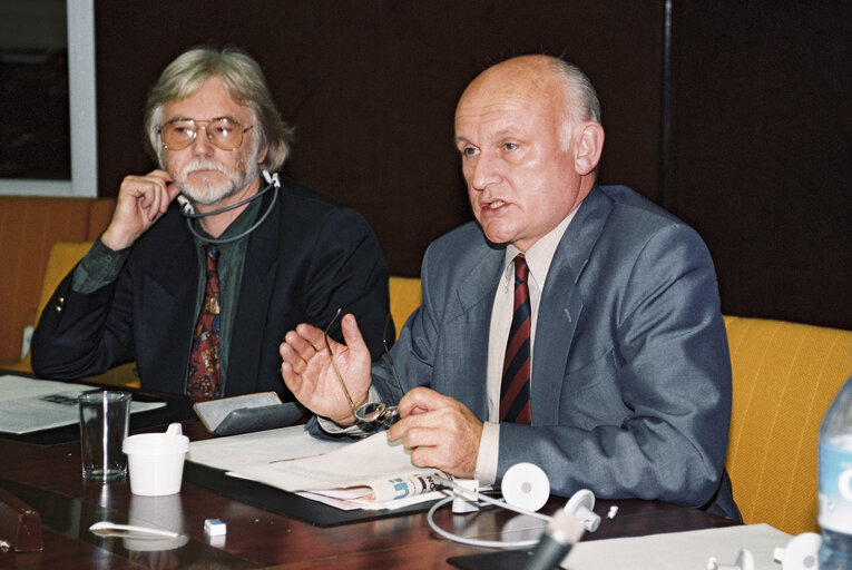 Foto 6: Meeting at the European Parliament in Strasbourg