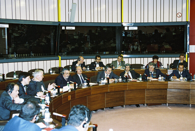 Foto 2: EP President takes part in a meeting n Strasbourg