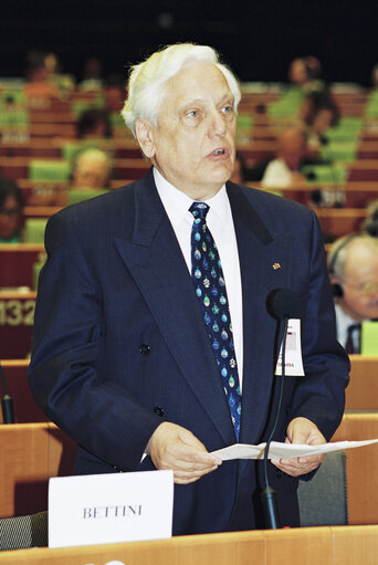 Nuotrauka 19: Conference on Local Authorities at the EP in Brussels in april 1994.