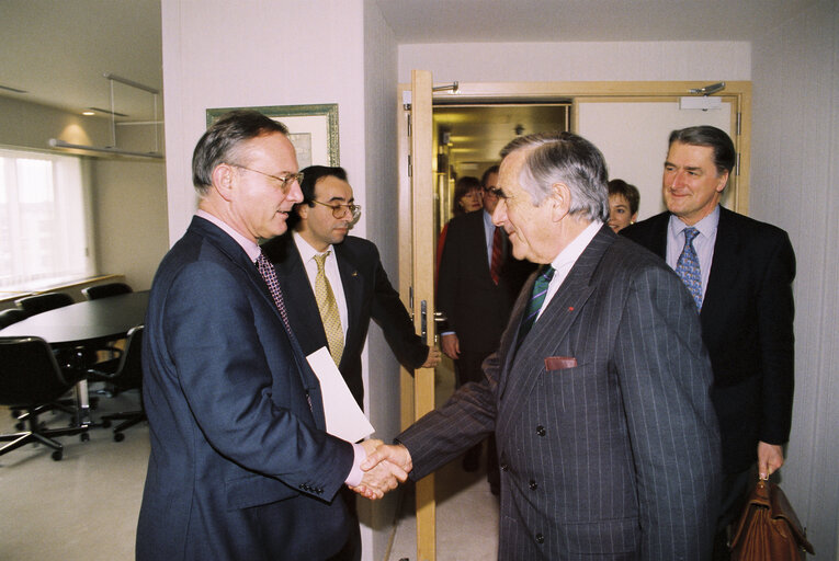 Klaus HANSCH  - EP President meets with Irish Ministers at the EP in Brussels