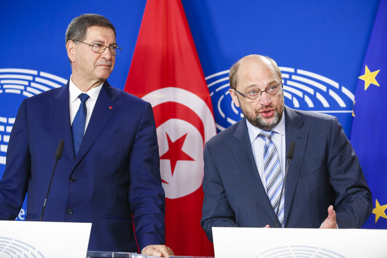 Fotó 9: Martin SCHULZ - EP President meets with Habib ESSID, Prime Minister of Tunisia