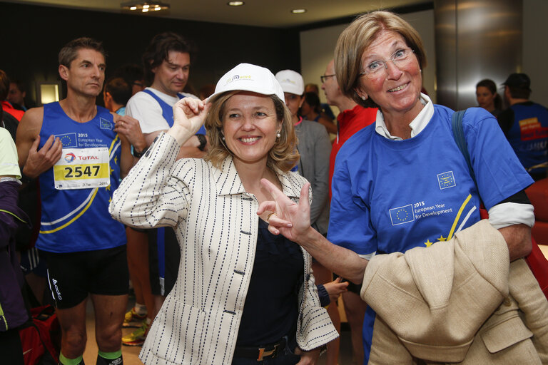 European institutions staff members in the 20km of Brussels