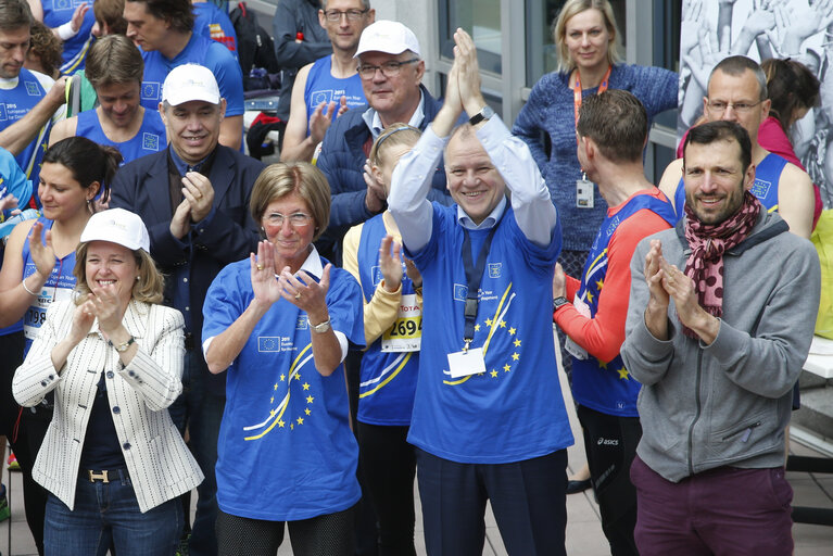 Fotó 4: European institutions staff members in the 20km of Brussels