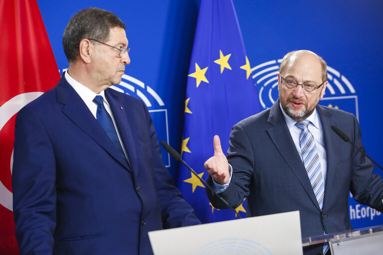 Φωτογραφία 8: Martin SCHULZ - EP President meets with Habib ESSID, Prime Minister of Tunisia