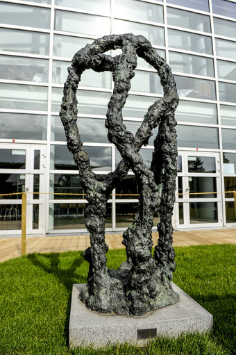 Fotografie 1: Sculpture for art collection at the European parliament in Strasbourg