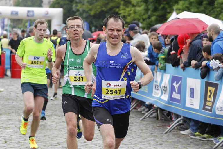 Photo 24 : European institutions staff members in the 20km of Brussels