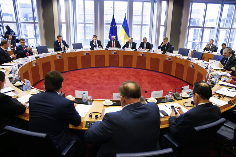 Fotogrāfija 5: EP President meets with EP group leaders  and VRU fraction leaders (Verkhovna Rada of Ukraine )