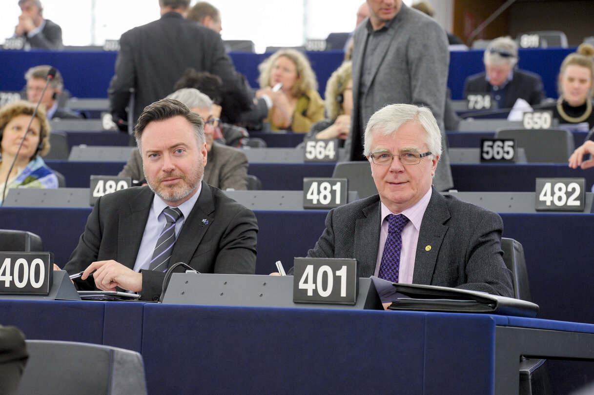 Alyn SMITH and Ian HUDGHTON in plenary session week 10 2016 in Strasbourg