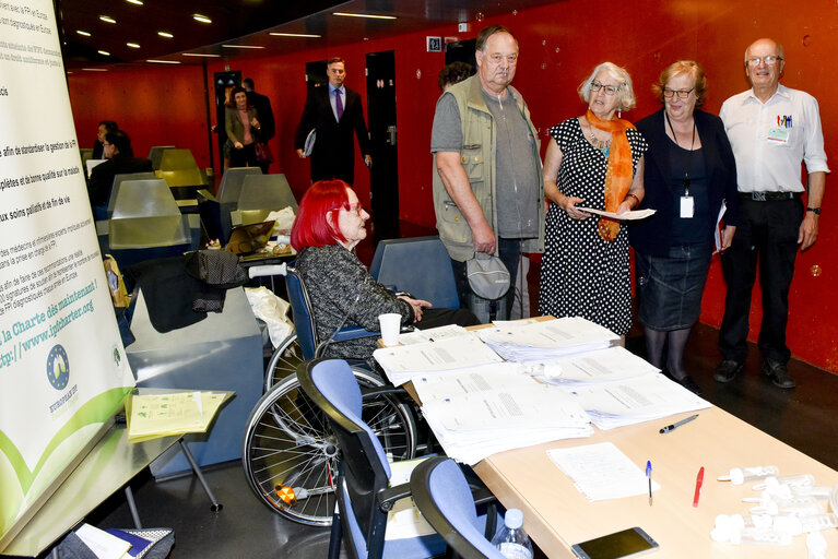 Fotografie 8: Idiopatic pulmonary fibrosis (IPF) action at the European Parliament in Strasbourg