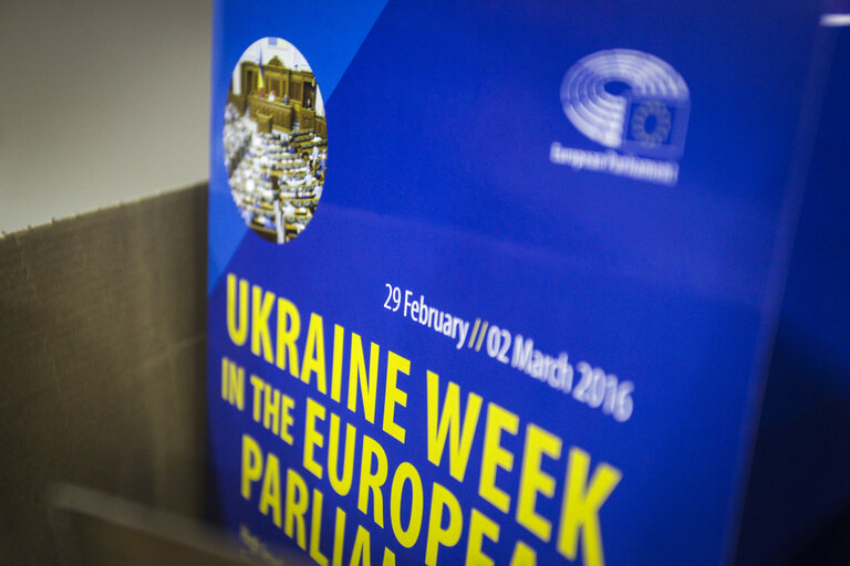 Fotogrāfija 1: Ukraine Week at the European Parliament - High-level conference EP - Verkhovna RADA of Ukraine on capacity building for reform.    High-level discussion - The role of political groups: towards a political culture of consensus and coalition building