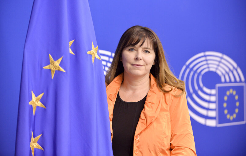 Foto 26: Portrait of MEP Jutta STEINRUCK