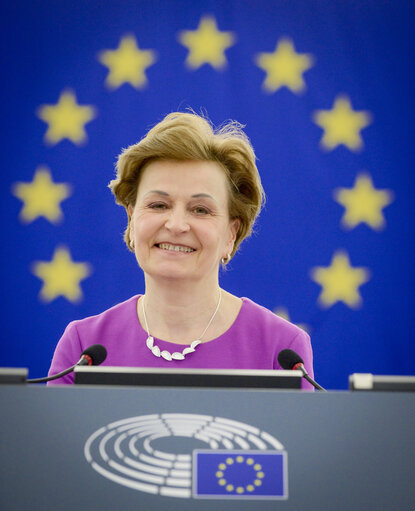 Fotografie 1: Anneli JAATTEENMAKI chairing the plenary session in Strasbourg week 10 2016