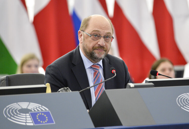 Valokuva 6: Plenary session week 10 2016 in Strasbourg -  Statement by Martin SCHULZ EP President on the exclusion of Golden Dawn MEP.